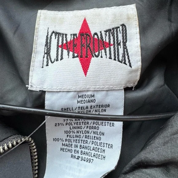 ✨️Black Women's Quilted Zip-Front Jacket✨️ - Picture 4 of 4